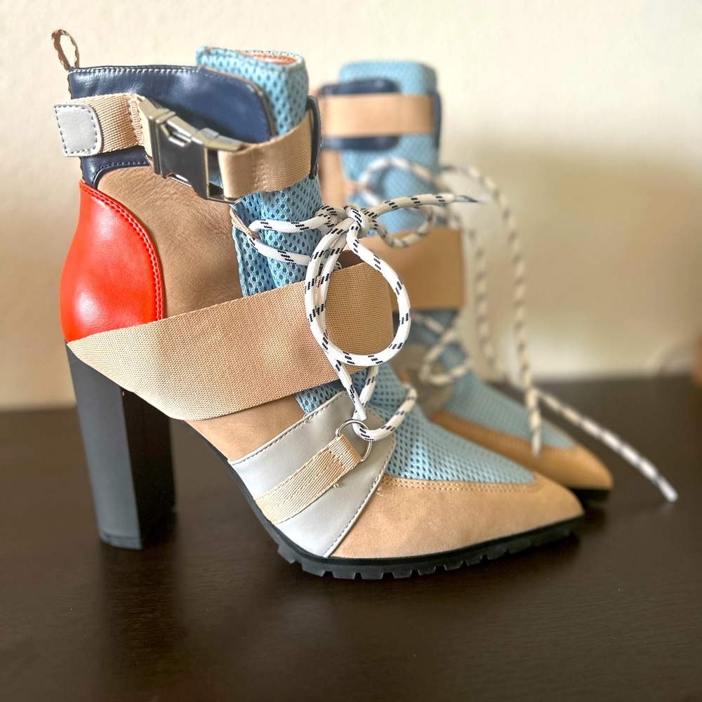 Steve Madden heeled sport boot. Never worn brand new